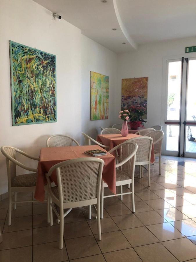 Hotel Alda Cervia Exterior photo